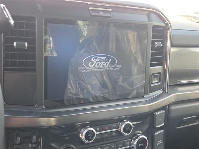 Photo of 2025 Oxford White Ford F-350