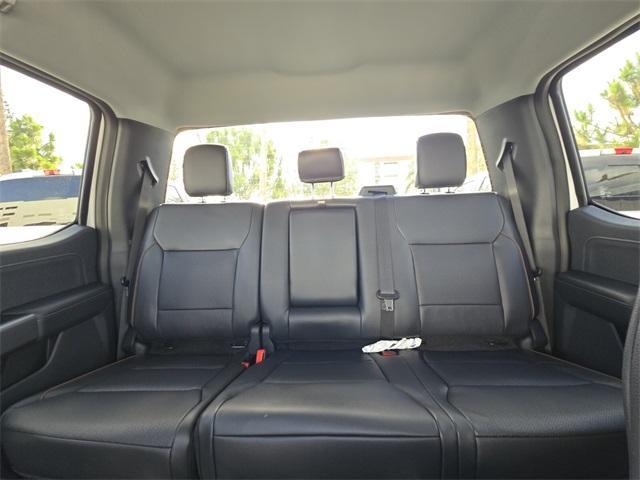 Photo of 2025 Oxford White Ford F-350