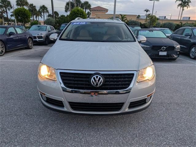 Photo of 2010 Gold Volkswagen Passat