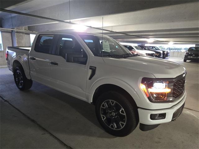 Photo of 2025 Oxford White Ford F-150