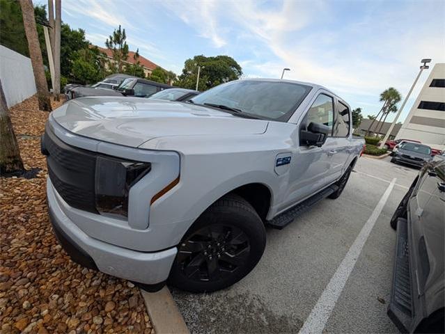 Photo of 2025 Space White Metallic Ford F-150 Lightning