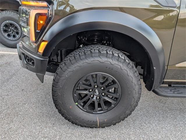 Photo of 2025 Green Ford F-150
