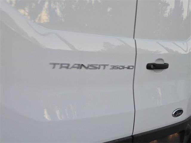 Photo of 2025 Oxford White Ford Transit-350
