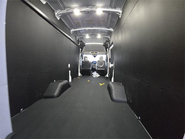 Photo of 2025 Oxford White Ford Transit-350