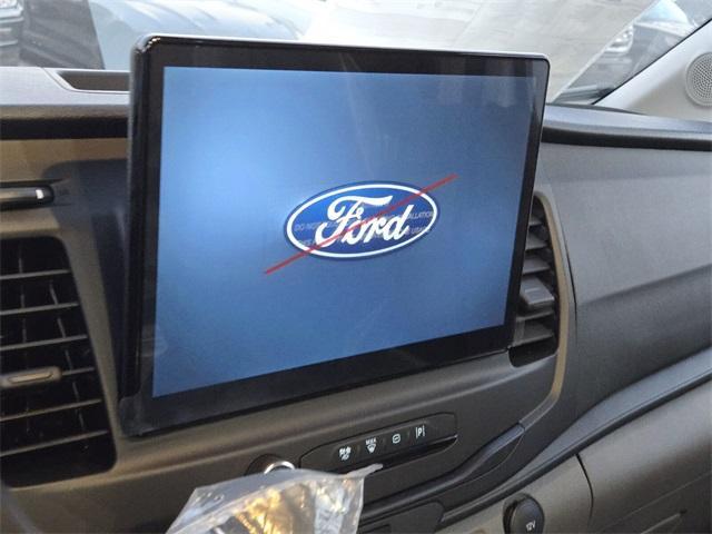 Photo of 2025 Oxford White Ford Transit-350