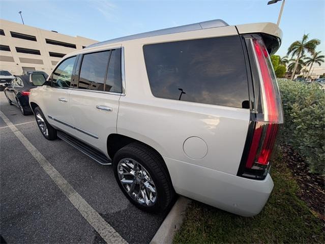 Photo of 2020 Crystal White Tri-Coat Cadillac Escalade