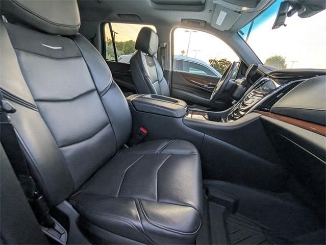 Photo of 2020 Crystal White Tri-Coat Cadillac Escalade