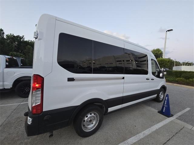 Photo of 2025 Oxford White Ford Transit-350