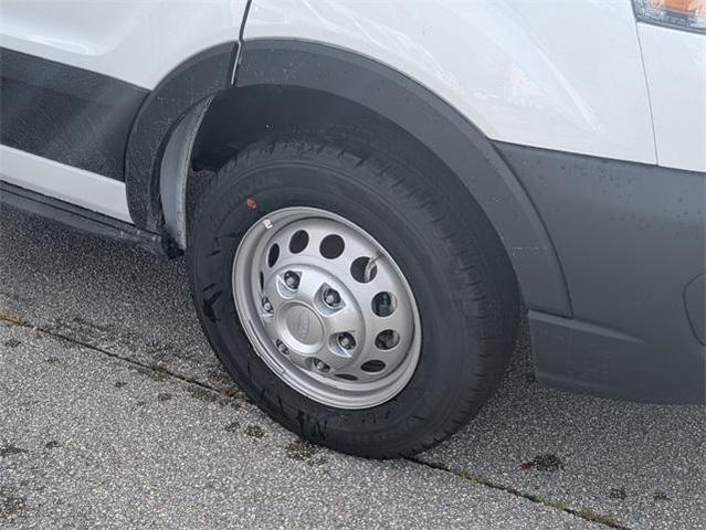 Photo of 2025 Oxford White Ford Transit-350