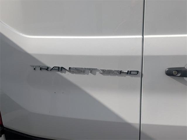 Photo of 2025 Oxford White Ford Transit-350