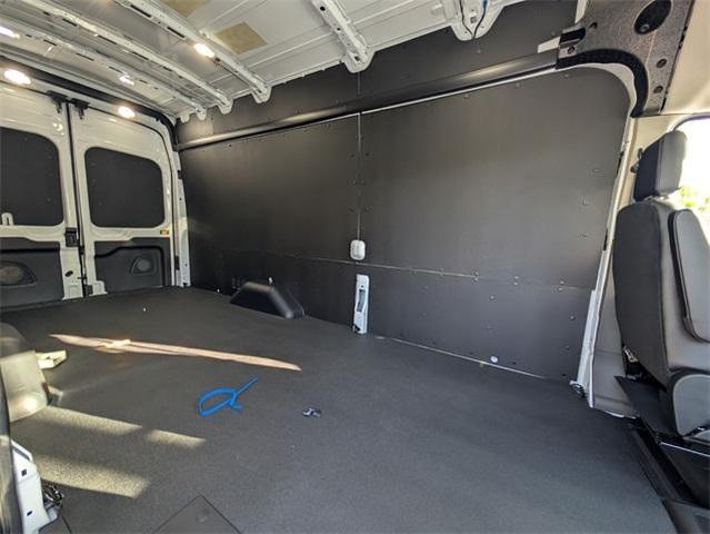 Photo of 2025 Oxford White Ford Transit-350
