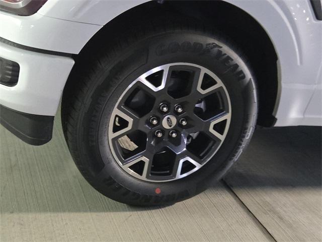 Photo of 2025 Oxford White Ford F-150