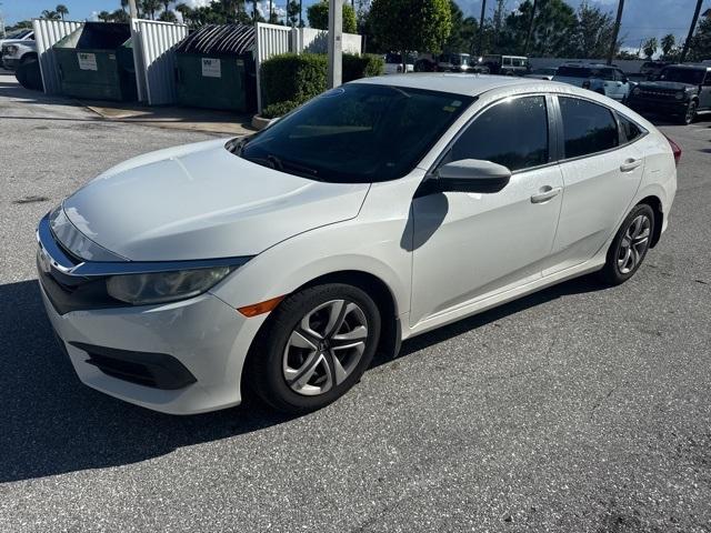 Photo of 2017 Taffeta White Honda Civic