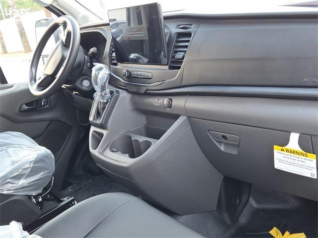 Photo of 2025 Oxford White Ford Transit-350