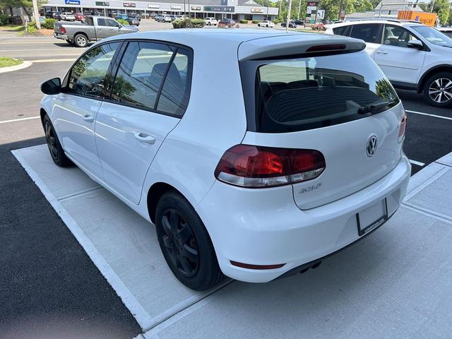 Photo of 2010 Candy White Volkswagen Golf
