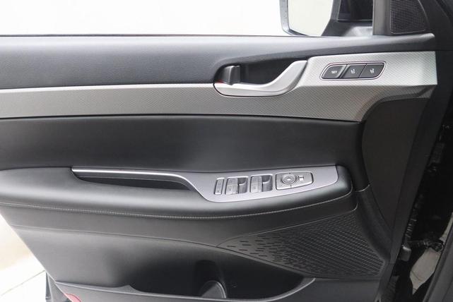Photo of 2025 Abyss Black Pearl Hyundai PALISADE