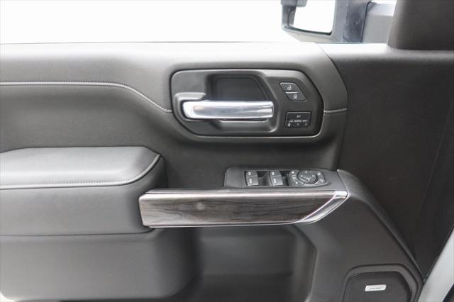 Photo of 2023 Summit White Chevrolet Silverado 2500