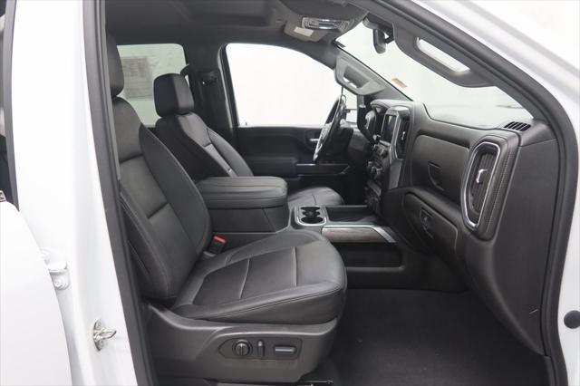 Photo of 2023 Summit White Chevrolet Silverado 2500