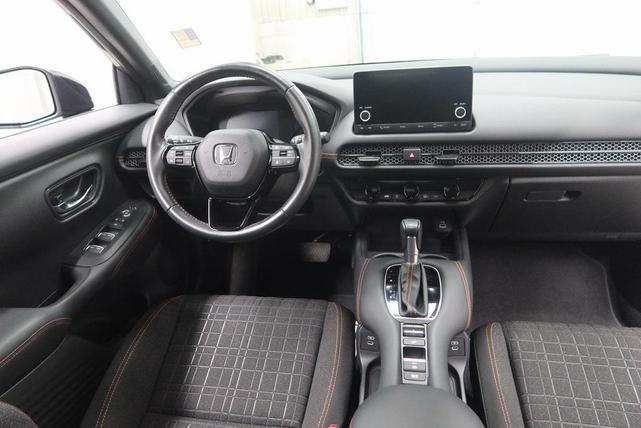 Photo of 2024 Blue Honda HR-V