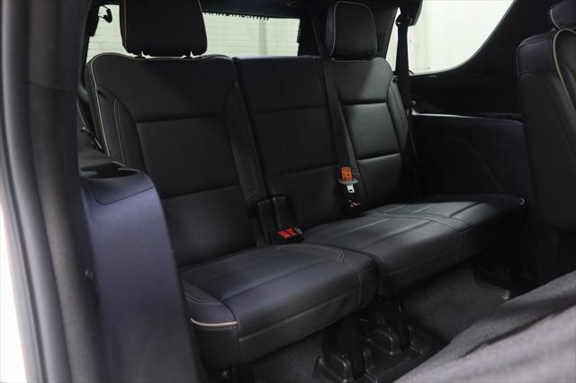 Photo of 2021 Iridescent Pearl Tricoat Chevrolet Tahoe