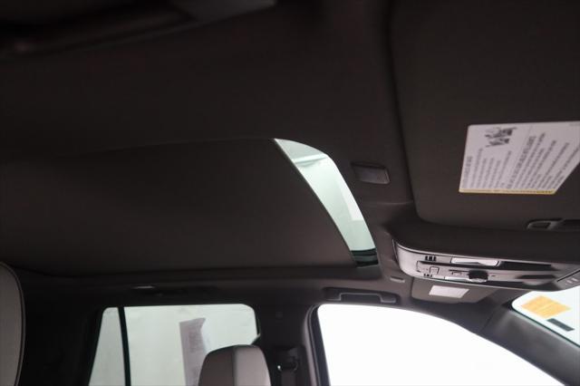 Photo of 2023 Volcanic Red Tintcoat GMC Yukon