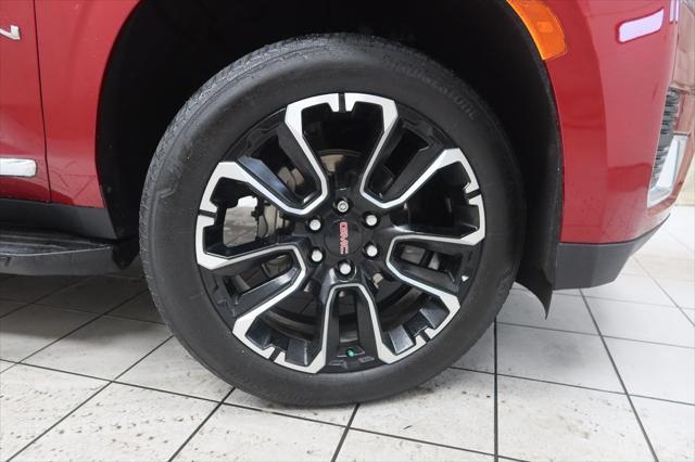 Photo of 2023 Volcanic Red Tintcoat GMC Yukon