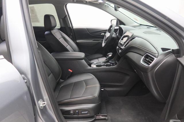 Photo of 2023 Sterling Gray Metallic Chevrolet Equinox