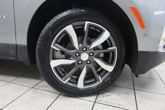 Photo of 2023 Sterling Gray Metallic Chevrolet Equinox