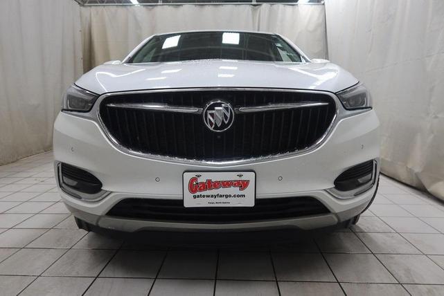 Photo of 2021 White Frost Tricoat Buick Enclave