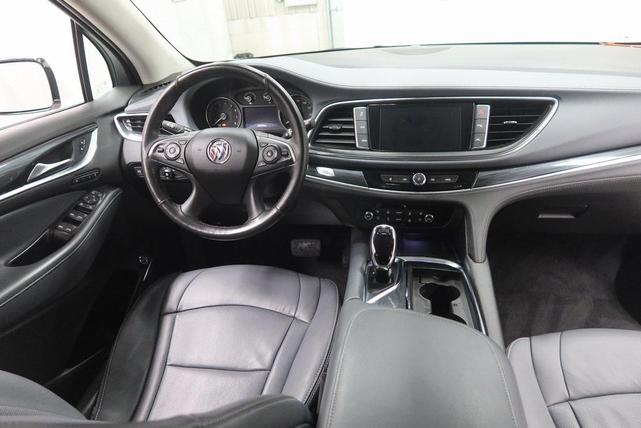 Photo of 2021 White Frost Tricoat Buick Enclave