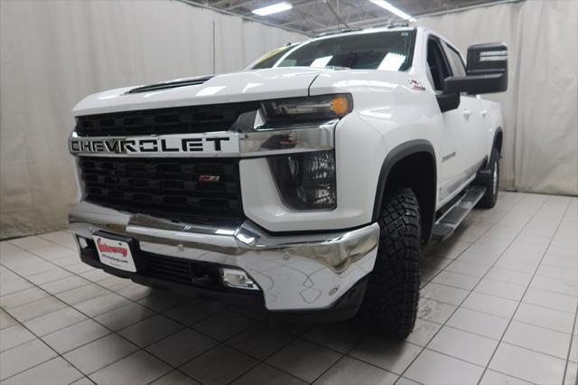 Photo of 2022 Summit White Chevrolet Silverado 2500