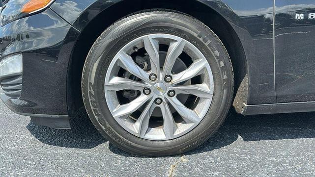 Photo of 2019 Mosaic Black Metallic Chevrolet Malibu