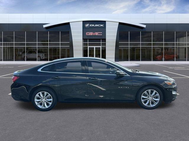 Photo of 2019 Mosaic Black Metallic Chevrolet Malibu