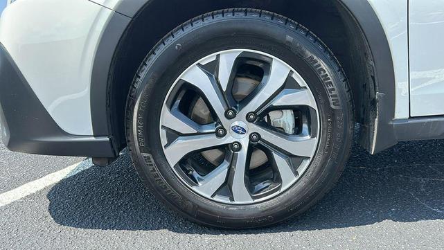 Photo of 2020 Crystal White Pearl Subaru Outback