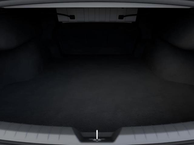 Photo of 2025 Aurora Black Pearl Kia K5
