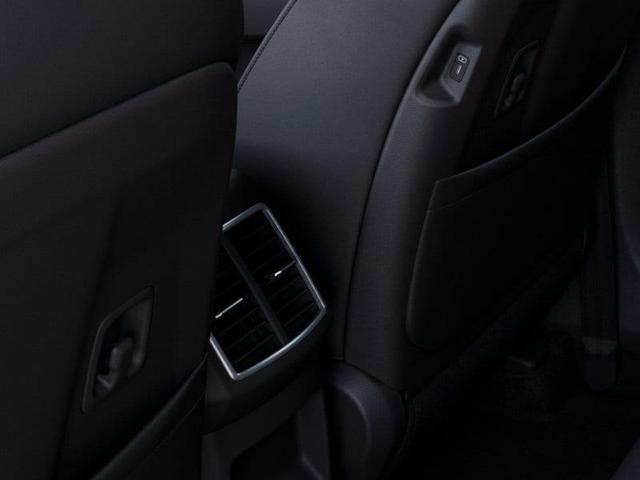 Photo of 2026 Gray Metallic Kia Sportage