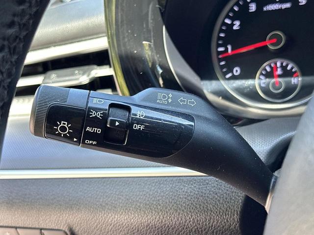 Photo of 2022 Ebony Black Kia K5