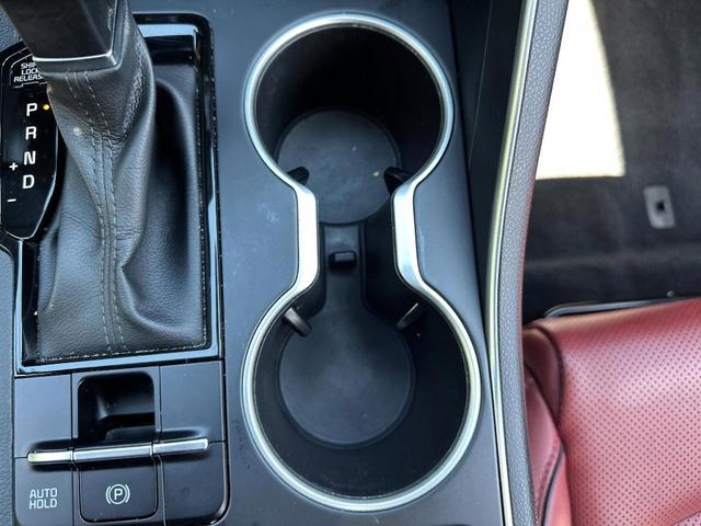 Photo of 2022 Ebony Black Kia K5