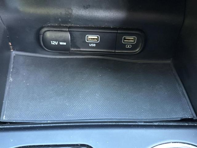 Photo of 2022 Ebony Black Kia K5