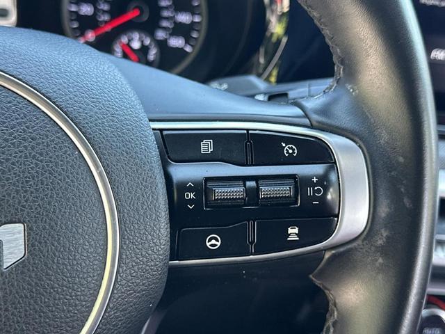 Photo of 2022 Ebony Black Kia K5