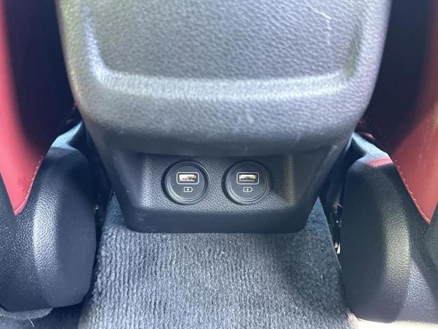 Photo of 2022 Ebony Black Kia K5