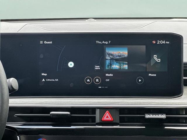 Photo of 2025 Aurora Black Pearl Kia K5