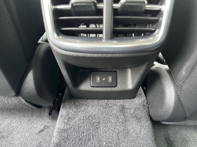 Photo of 2025 Aurora Black Pearl Kia K5