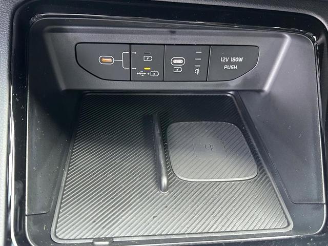 Photo of 2026 Aurora Black Pearl Kia K5