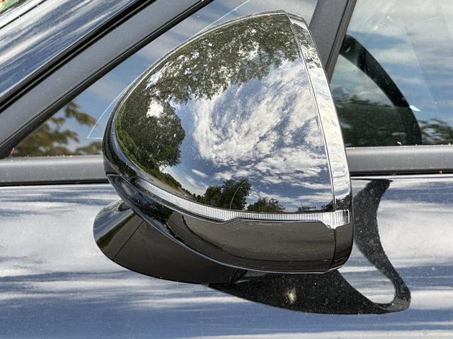Photo of 2026 Aurora Black Pearl Kia K5