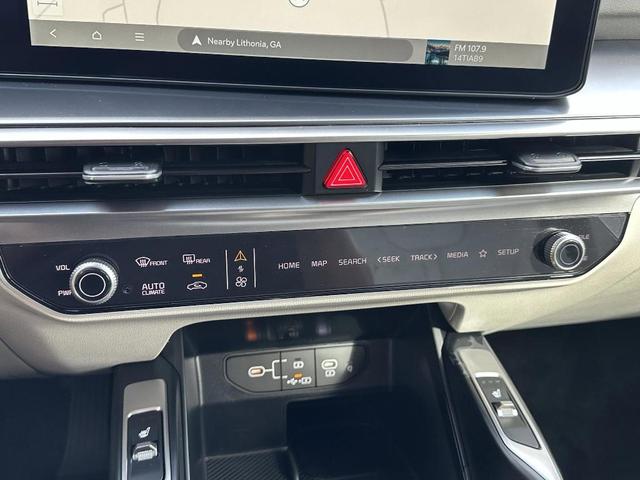 Photo of 2025 Wolf Gray Kia Sorento