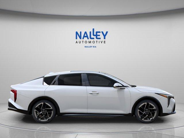 Photo of 2025 Snow White Pearl Kia K4