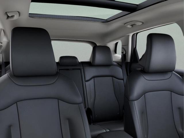 Photo of 2026 Wolf Gray Kia Sportage