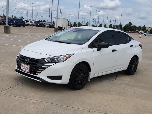 Photo of 2024 Cloud White Nissan Versa