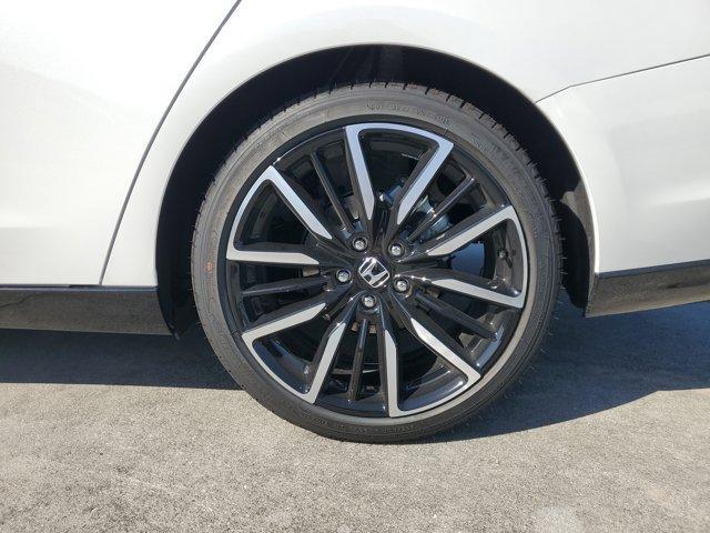 Photo of 2025 Platinum White Pearl Honda Accord Hybrid